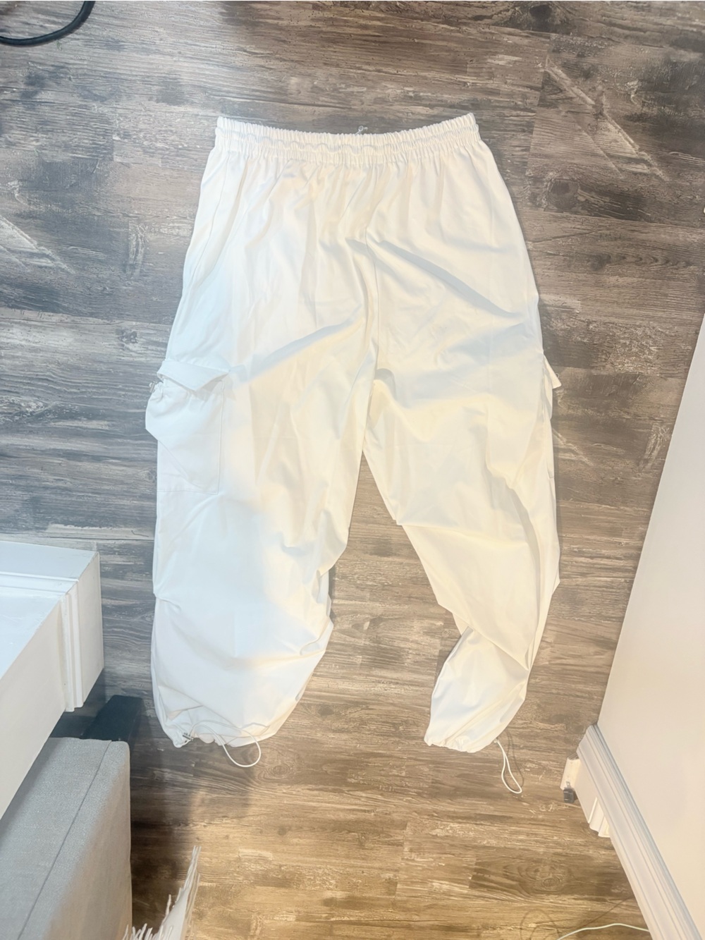 SHEIN White Cargo Jogger Pants with Elastic Waist & Drawstring Ankles - Picture 2 of 5